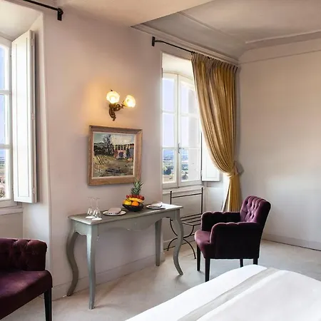 Chateau De Hotel Rochegude (Drome)