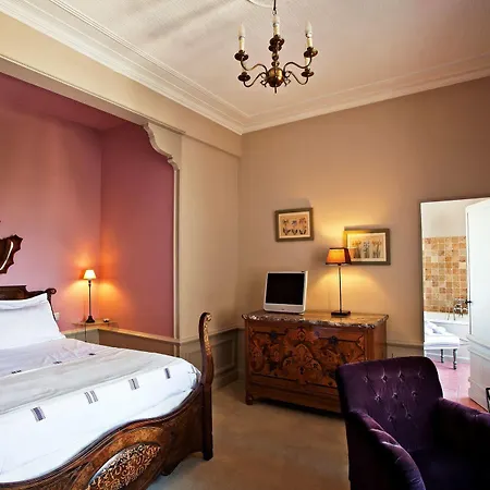 Hotel Chateau De