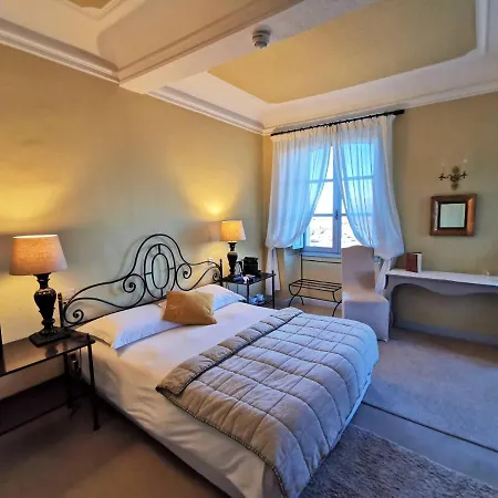 Chateau De מלון 4*
